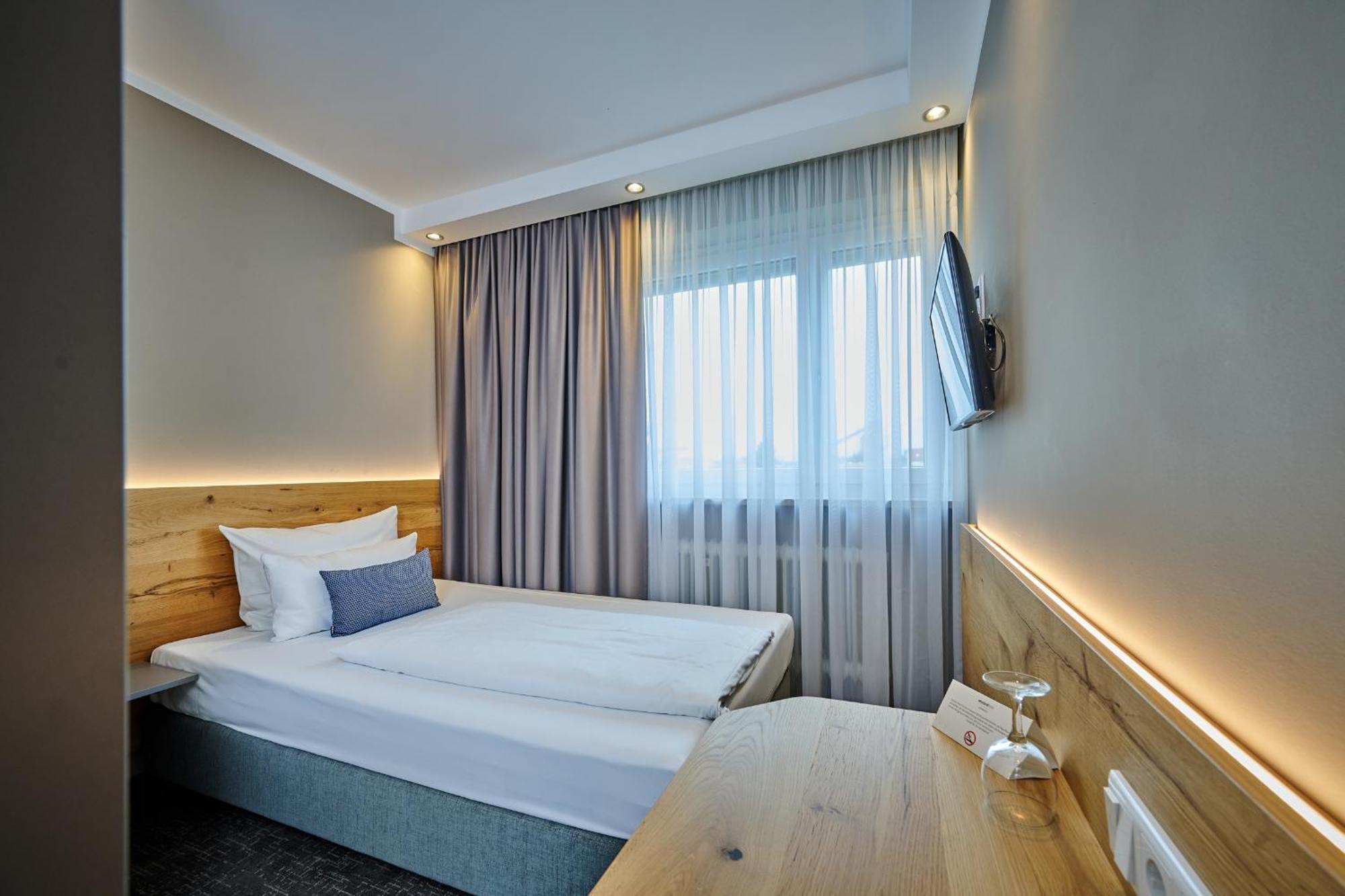 Hotel Westend Nuremberg Ngoại thất bức ảnh